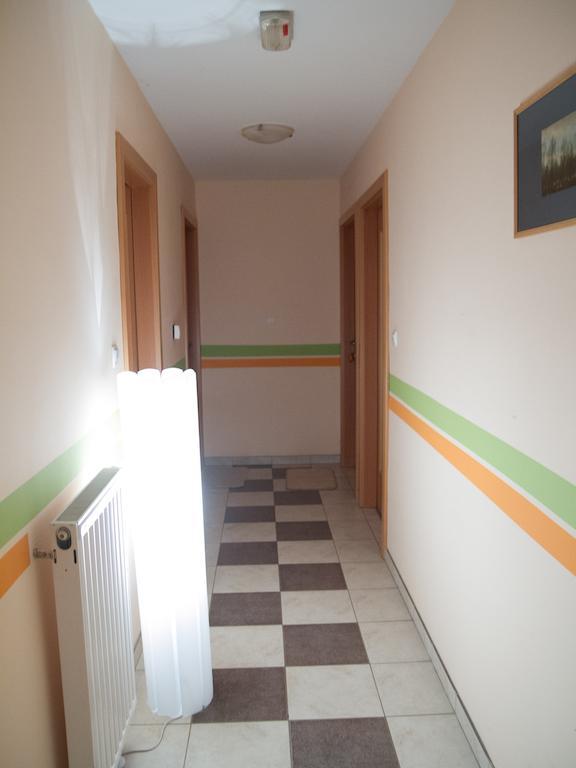 Guest House Pri Treh Lipah Ptuj Exterior foto